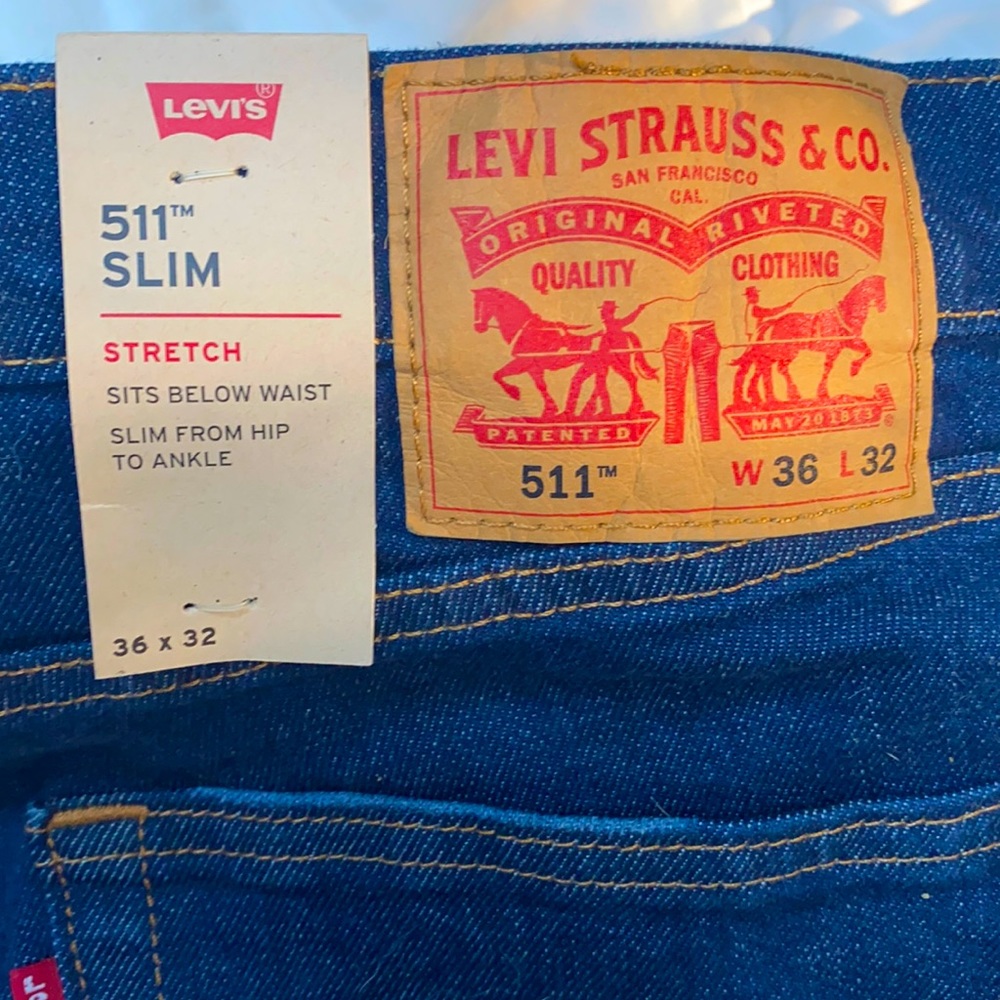 NWT 36x32 Levi’s 511 Slim (stretch) jeans